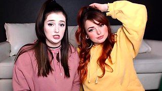 Amateur webcam babe dildo masturbation