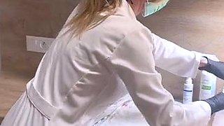 Amateur girl solo masturbation