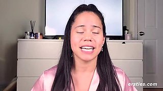 American Babe Sativa Masturbates with Vibrator and Paddle - Solo Fetish Play HD