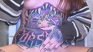 Pure Pee Desperation in the Hotel!