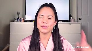 German amateur Sativa spanks her hot ass and pussy with a paddle while masturbating solo