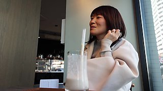 336KNB-260　【爆乳Iカップ】セックスレス2年！？舐め犬募集中の欲求不満奥様が登場！揺れる！弾む！たわみまくるっ！攻めに攻める爆乳四十八手！！！