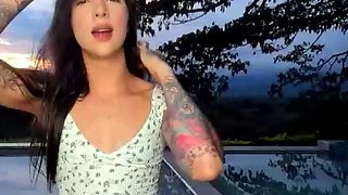 Shemale tranny solo masturbation scene