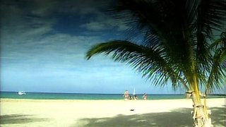 Blonde With Natural Big Boobs Loves Putting A Toy In Her