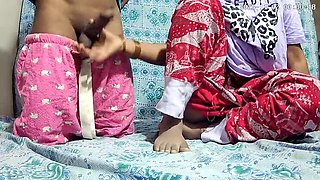 Indian Teacher Fucks Student in Classroom - Desi School Sex 27665