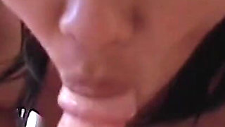 Asia blowjob to go at the hotel