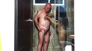 Surprise in the Shower with Garabas and Olga