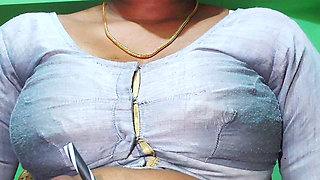 Most Beautiful Indian Actres Dipawali enjoying with boyfriend in the hotel