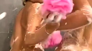 Blonde teen Sierras first erotic masturbation video