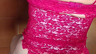 Chubby cdlady in red