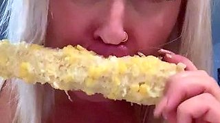 Large amateur cam woman uses two of her toys to masturbate