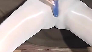 Playing Hard and Squirting Thru My New Seamless Pantyhose