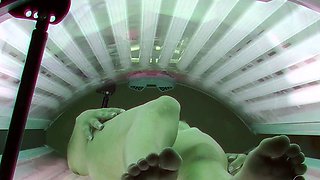 Close up teen wet pussy orgasm