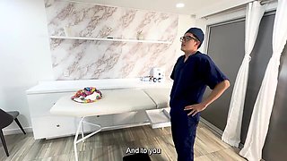 Gynecologist probes the spacious cunt of his curvaceous Colombian COUGAR patient with his large penis.