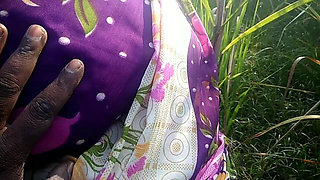 Indian Desi Porn Scene in Sugarcane Garden