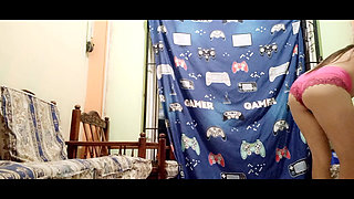 My Boss's Old Boss Invited Me to Her Husband's Luxurious Room and Asked Me for a Sexual Massage