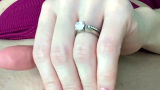 Amateur close up ass toying