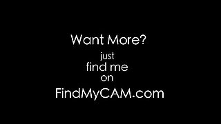 Pierced pussy pumping on webcam