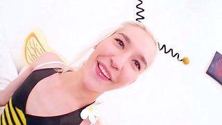 Blonde Stripper babe in Hardcore Fucking Fun