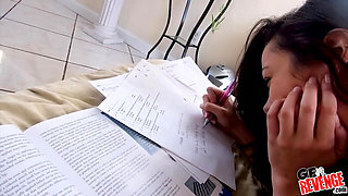GF Leaks - My GF Seduces Her Roommate for 3way