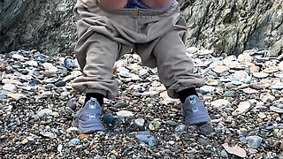 Desperate Girl's Pee on the Beach Compilation