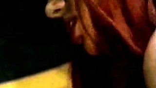 Young blonde fingers and toys her pussy on web cam
