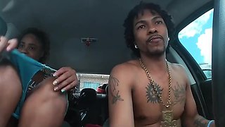 Huge Brazilian Butt Floats onto a Guy's BBC in a Car
