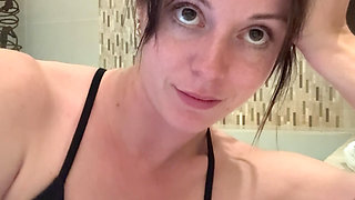 Jet Orgasm in a Spa!