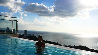 Bubble butt Thai GF first time anal fuck