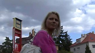 Quick Cash: Doggy, Missonary  Amateur Porn