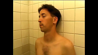 Allysin in Search of the Perfect Facial