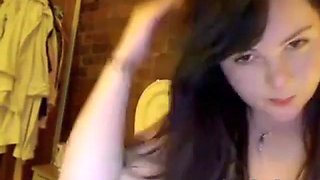 Intriguing Chubby Amateur Babe: Fansly, Solo  Webcam Porn