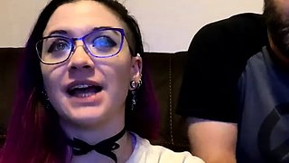 Webcam skinny brunette plays her squirt pussy