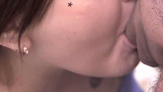 After a Blowjob, She Plays Snowballs with Him (cumkiss, a Lot of Cum, Cuckold Training)