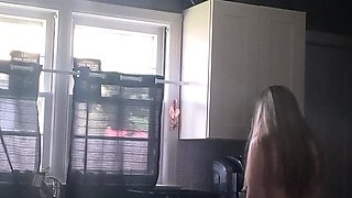 Close up MiLF getting it in the ass