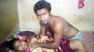 Desi Husband Wife Morning Sex - Indian Couple Hardcore Fuck with Anal & Blowjob