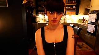 Sydney Harwin - Mommys Uncontrollable Pregnant Urges