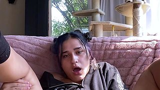 Pissing masturbating babe solo toy play
