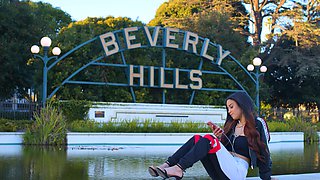 The couple has a great sex, with intense passion and a stunning finish.