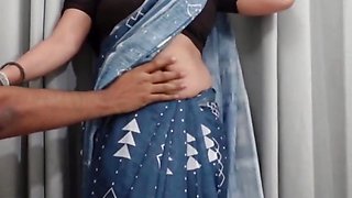 Hot Indian Big Ass Aunty Sex with Desi Saree.