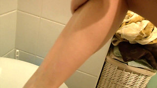 Angela Diabolo 02-1 - bathroom masturbation