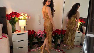 Amateur Webcam Teen Flashes Masturbates
