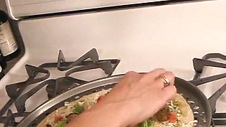 Office Pizza Party Giantess Featuring Sinn Sage