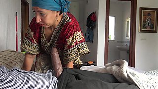 Cleaning Cheats with Black Tourist in Hotel in Istanbul