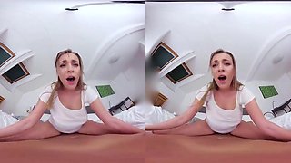 Couple Fucks In VR: Blowjob, Doggy  Cowgirl Porn