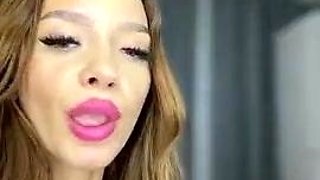 Big boob babe masturbating