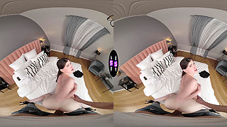 Cumload as a bonus for Hot Pearl - TmwVRnet