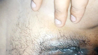 Hardcore Fingering Orgasm Video Nonstop Squirt Video of Neha Bhabhi with Hindi Audio