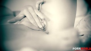 Goldielocks Gets her Orgasm - Russian's Solo Banger