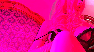 Rubber & Ava Fetishart Give Perv a Latex Footjob Part 1